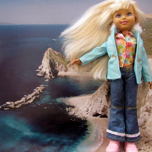 WEE 3 FRIENDS CLOTHES, 10" GIRL DOLL OUTFITS: JACKET, TOPS, JEANS, BOOTS - Picture 11 of 12